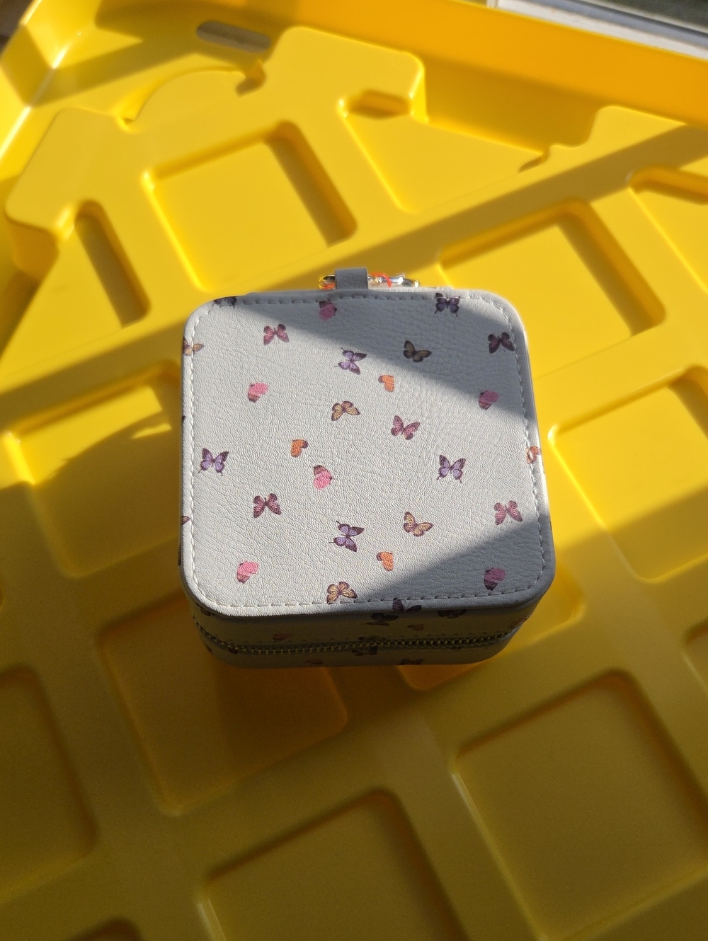 Butterfly Jewelry Case - White with Pink & Purple Accents